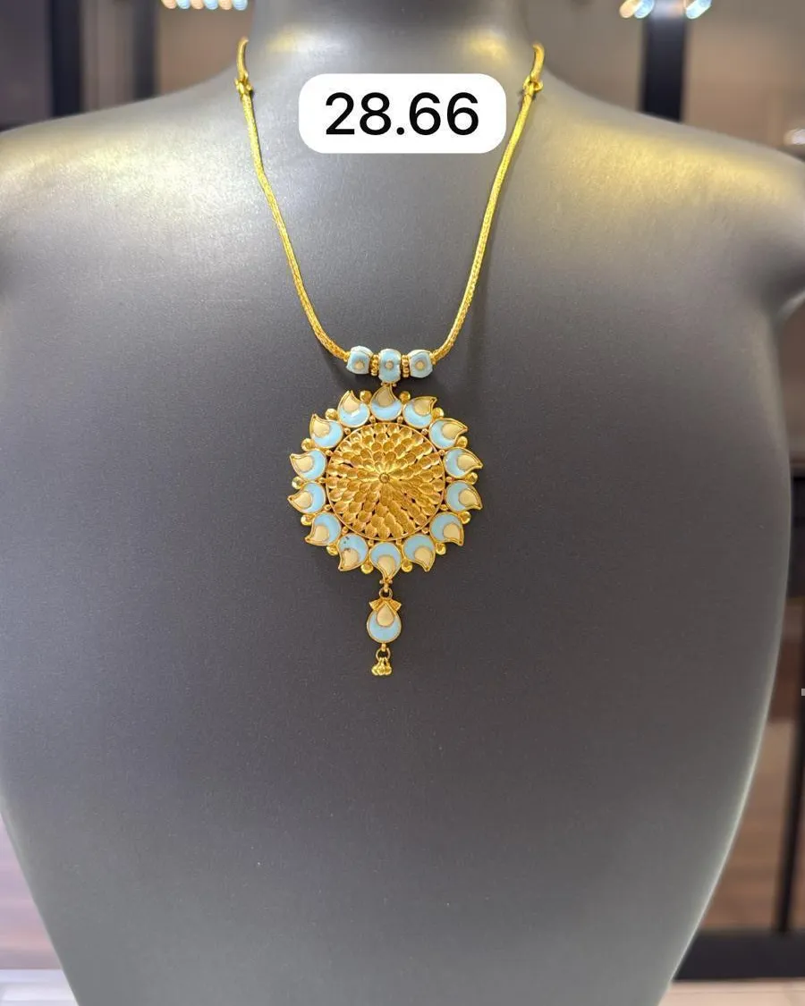 Kolye — 14 ayar altın, 28,66 g
